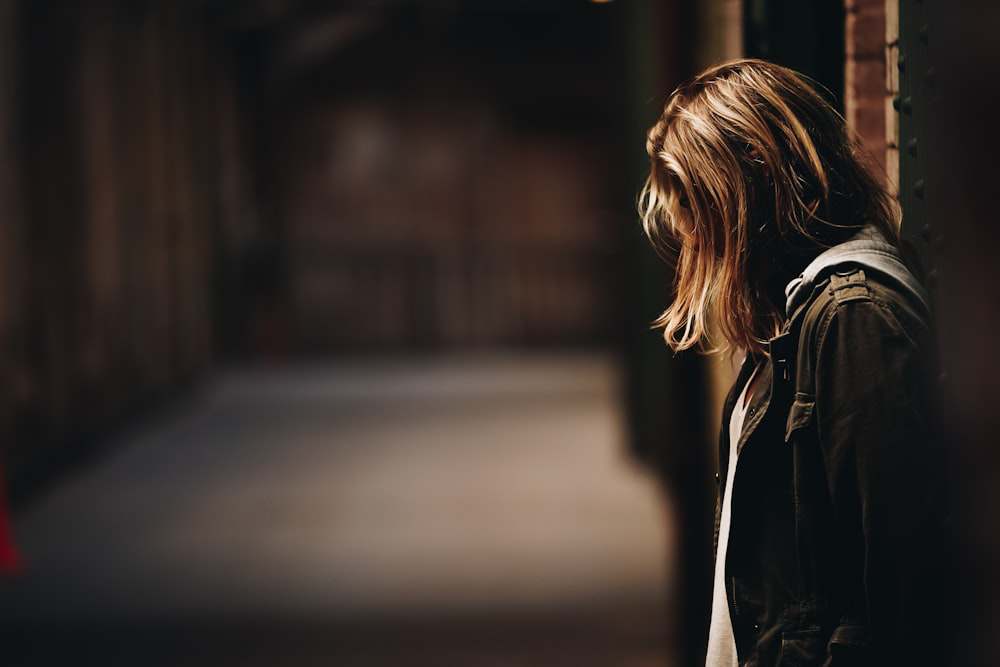 A sad woman before getting anxiety counseling in Barrow County