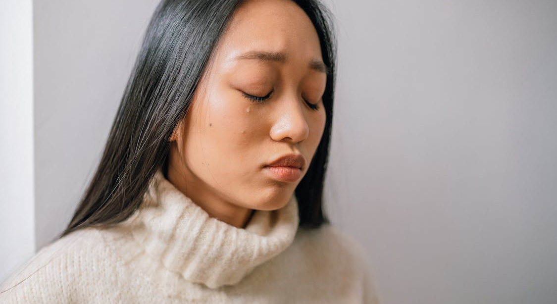 How Childhood Experiences Quietly Shape Your Adult Behavior