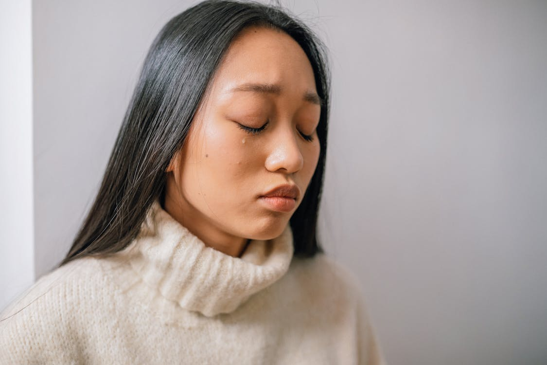 How Childhood Experiences Quietly Shape Your Adult Behavior
